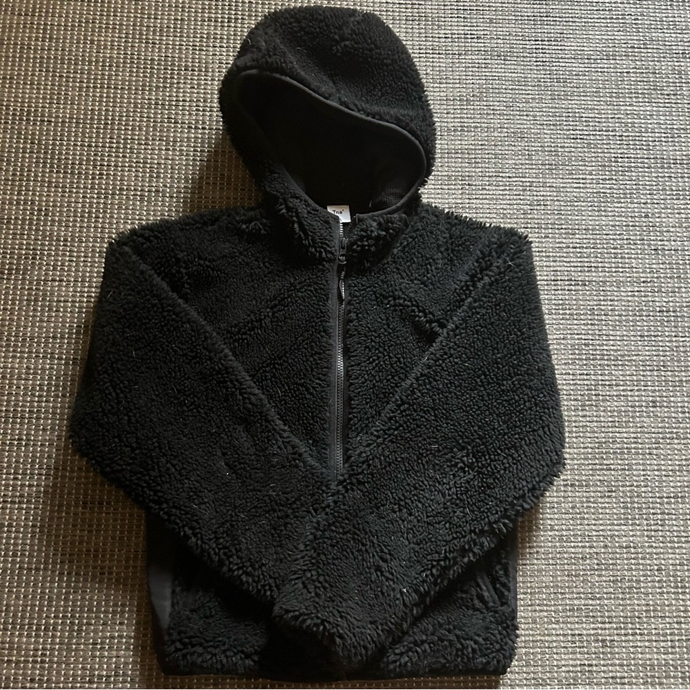 ARITZIA Bigfoot Polar Peak Zip Hoodie